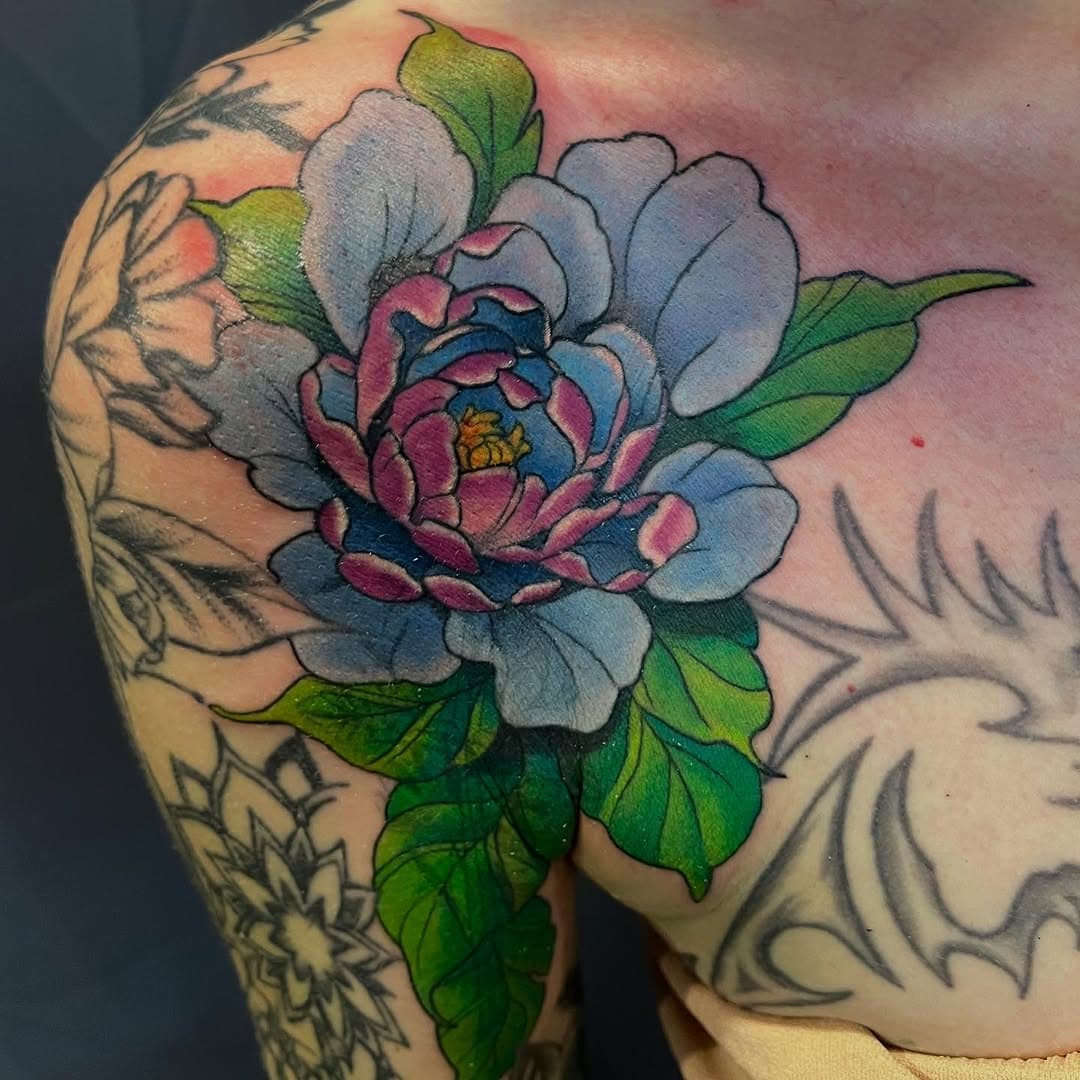 #tattoo #inked #colortattoo #flowerstattoo #coveruptattoo #besttattoo #inkedgirls #usingen #taunus @majesty_ink