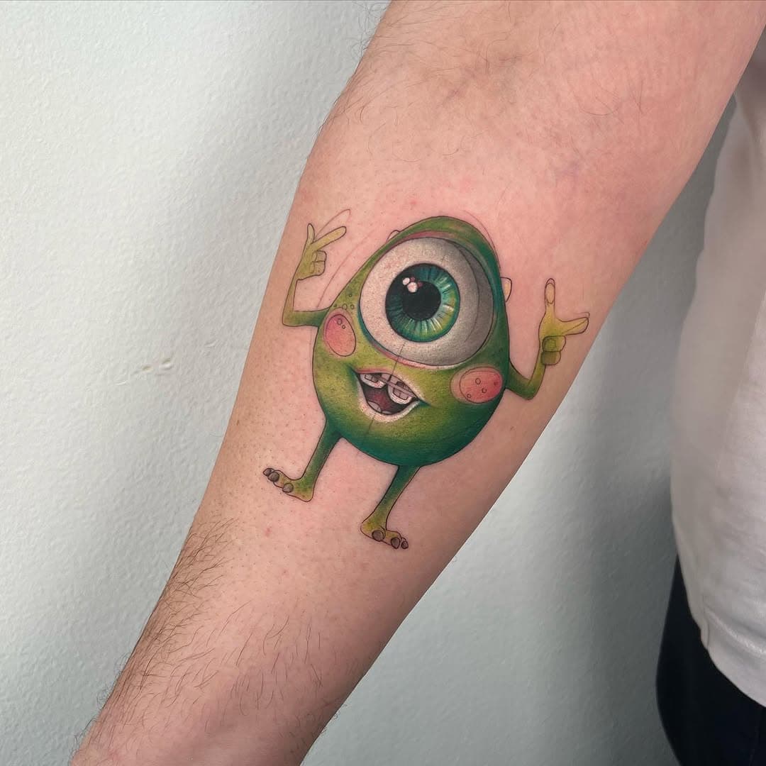 Bob Razowski 👁️🐛
Merci Delphine 💪🏻✨
___________________________________
Infos & réservations : info.leapetitcoeur@gmail.com
•
#tattoolille #cute #colortattoos #colortattoo #tattoo #tatouage #disney #disneytattoo