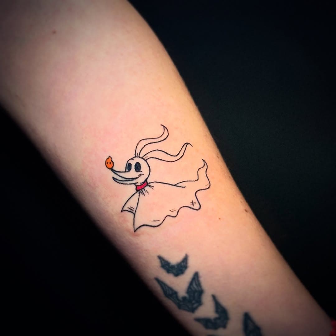 Zero para @talleresgrasan 🖤 
Gracias bonita 🙏
#handpoke 

#pesadillaantesdenavidad #zero #zerotattoo #valenciatattoo #torrentetattoo