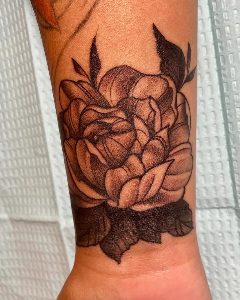 Coverup by @art_schooldropout 

Dm or call the shop
☎️410-523-4657