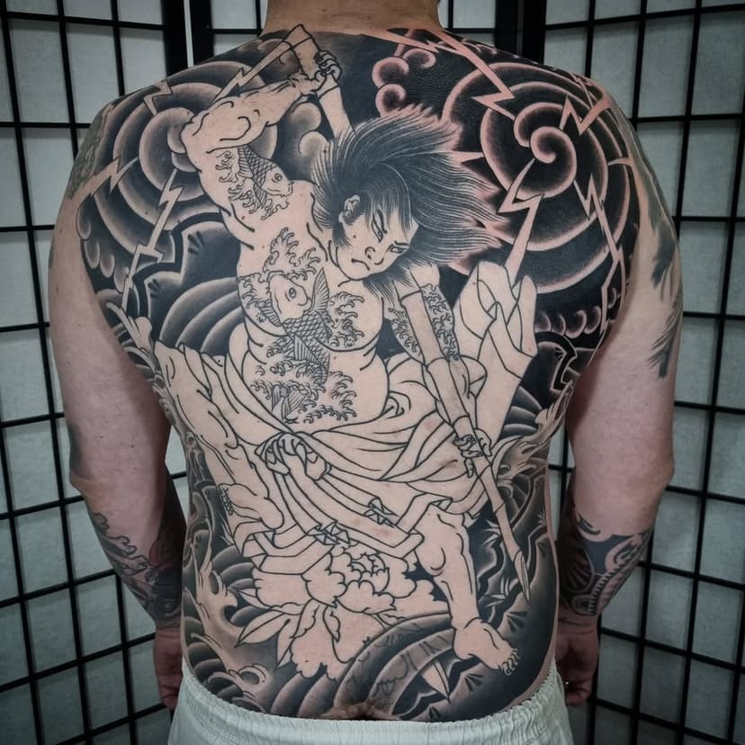 Fechamento de costas no estilo ORIENTAL. (em andamento)
.
#fireworkstattoo #estudiofireworks #estudiodetattoo #estudiodetatuagem #tatuagens #tatuagem #leofrankelin #orientaltattoo #oriental #samuraitattoo #samurai #japanesestyle #japanese #japanesetattoo #tattoos #tattoo #ruasocrates #jdmarajoara #backpiece #backpiecetattoo #ink #inked #inkedmag #easyglowpigments #electricink #electricinkbestartists