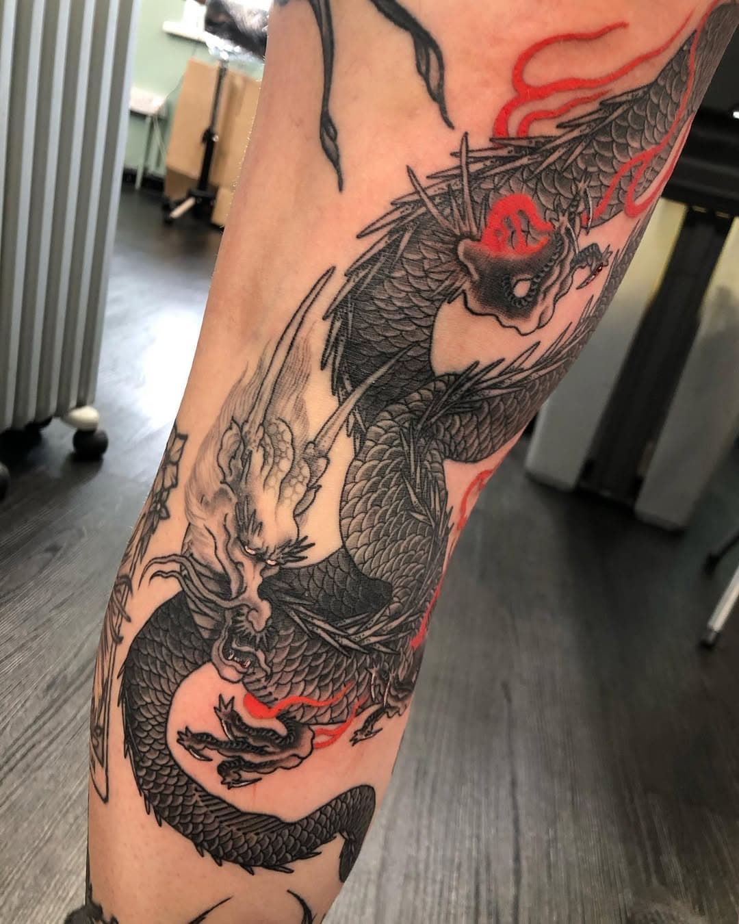 Back of leg gap filler dragon 🐉 #japanesetattoo #japanesetattoos #japanesesleeve #dragon #dragontattoo #japanesedragon #colchestertattoo #essextattoo #legtattoo