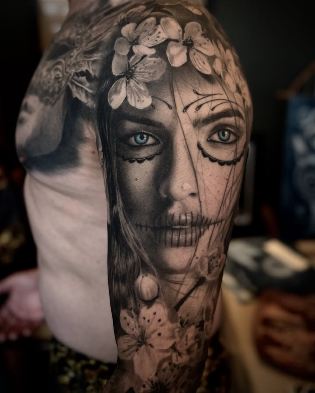 Sleeve, over four years healed! Done at @trueblue_tattoo #sleevetattoo #sleeve #realism #realismtattoo #realistictattoo #ink #inked #tattooideas #dutchtattooers