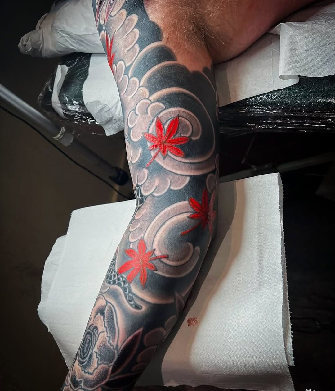 Arm sections. By @mie_tattooer  so hard to capture the flow on a full sleeve. To make a booking with Mie contact her directly thru her page. Or contact the shop! #japanesetattoo #1770tattoo #brightontattooshops