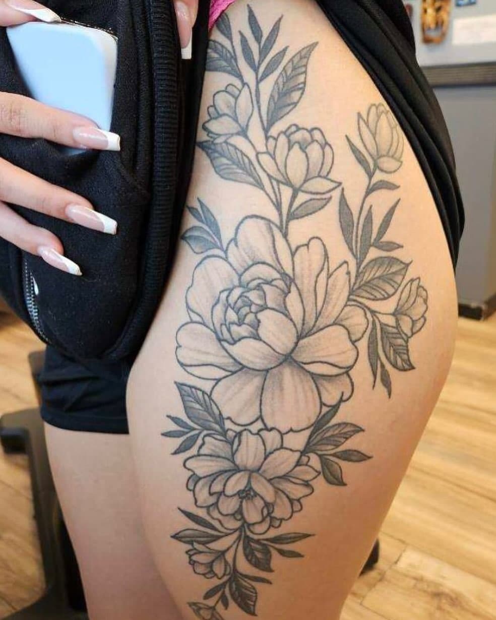 By Scott B, swing by and say hello! #bleedinghearttattoo #lsmo #leessummit #kcmo #kansascity #tattooskc #flowers #yourstruely #leessummitoriginal #lsoriginal #downtownleessummit #tigers #girlswithtattoos