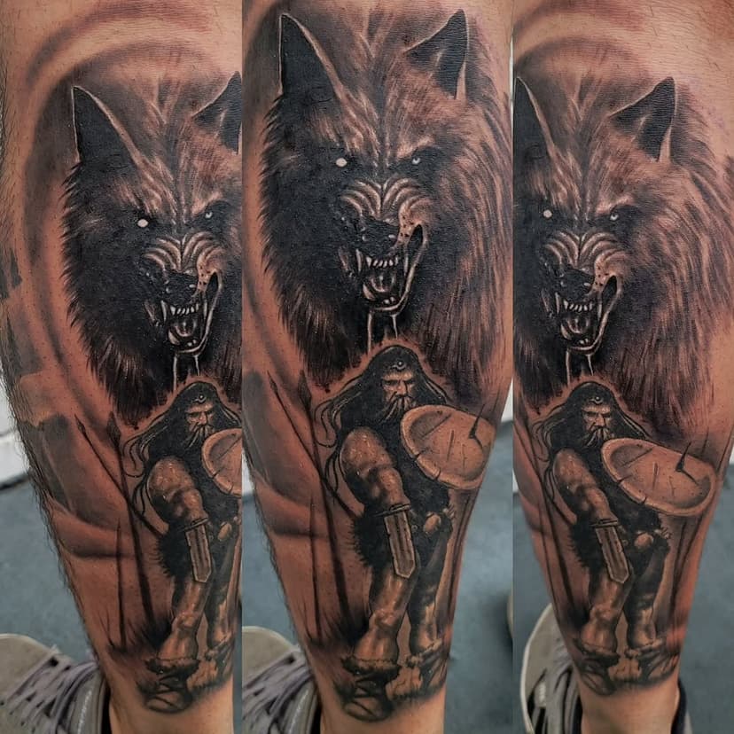 Added a Ravenous AF  Fenrir the Wolf to the back of Anthony's calf

#hallowedpointtattoo #palmbayfl #melbournefl #fenrir #wolves #somehealedsomefresh #blackandgraytattoos