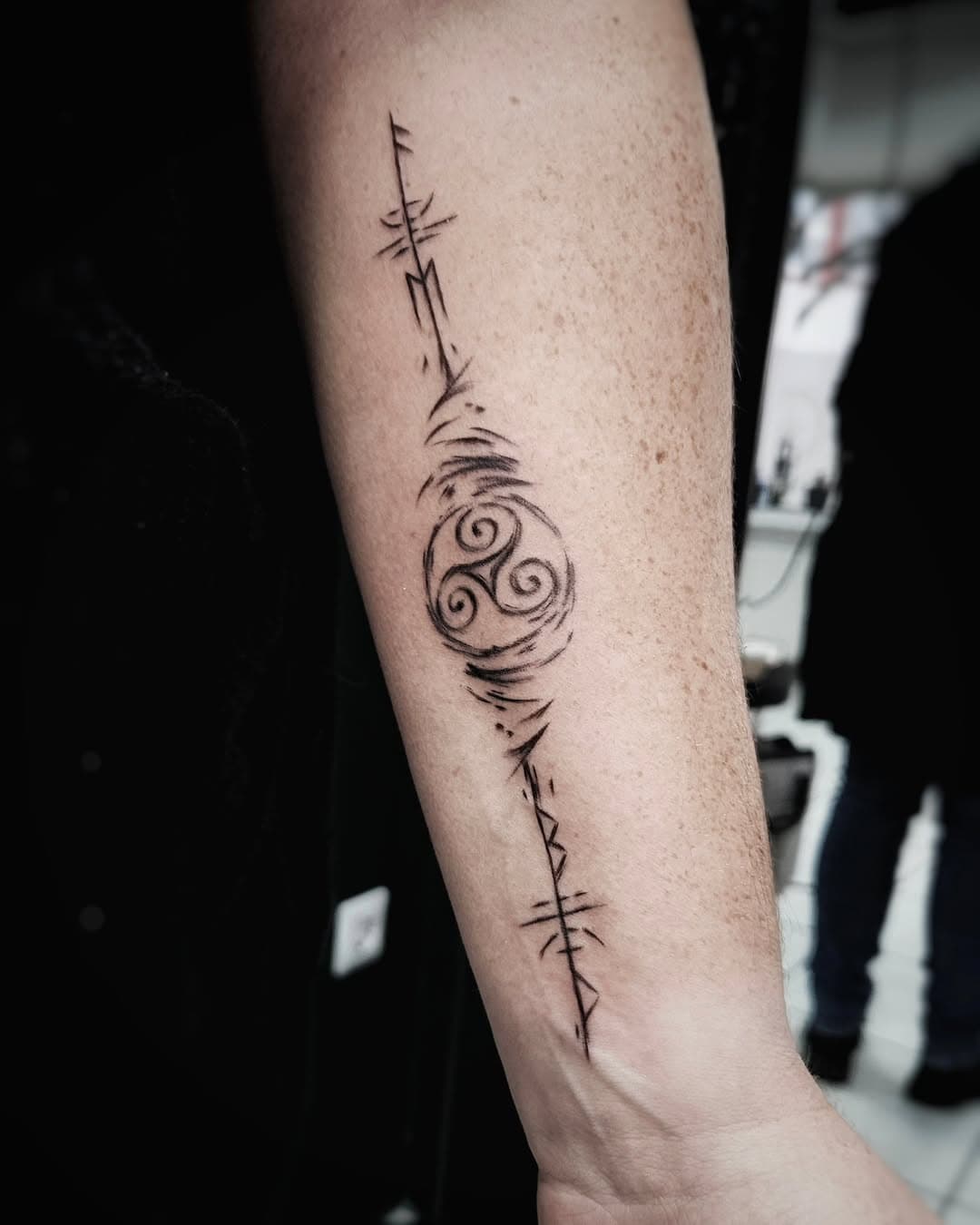 𝓣𝓻𝓲𝓼𝓴𝓮𝓵𝓮
.
.
.
.
.
#celtictattoo #celtic #tattoo #vikingtattoo #vikings #nordictattoo #celticart #viking #norsetattoo #vikingstyle #tattoos #celticknot #runes #vikingart #norse #tattooartist #tattooideas #pagantattoo #pagan #inked #tattoolife #runetattoo #tattooart #blackandgreytattoo #paganism #rune #paganart #celtics #ink #vikingtattooartist