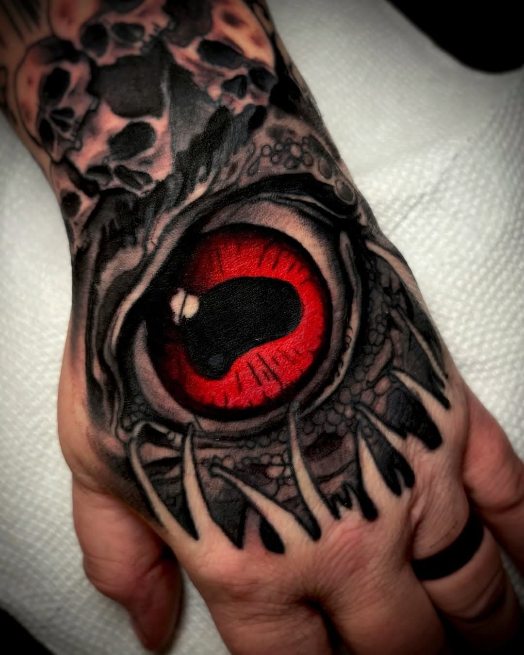 Super pumped to tattoo Obituary’s “Cause Of Death” eye on my dude Jud @heavyandfast —Thanks for letting me do this, man! @obituaryband 

Follow @heavyandfast for the METAL!⚰️🤘
.
.
.
.
#tattoo#tattoos#grimtattoo#jeffsaunders#tattooart#tattoosnob#tattooworkers#philly#phillytattoo#eastcoast#freshlyinked#inklife#skinartmag#inkedmag#eternalink#bishoprotary#deathmetal#oldschooldeathmetal#osdm#obituary