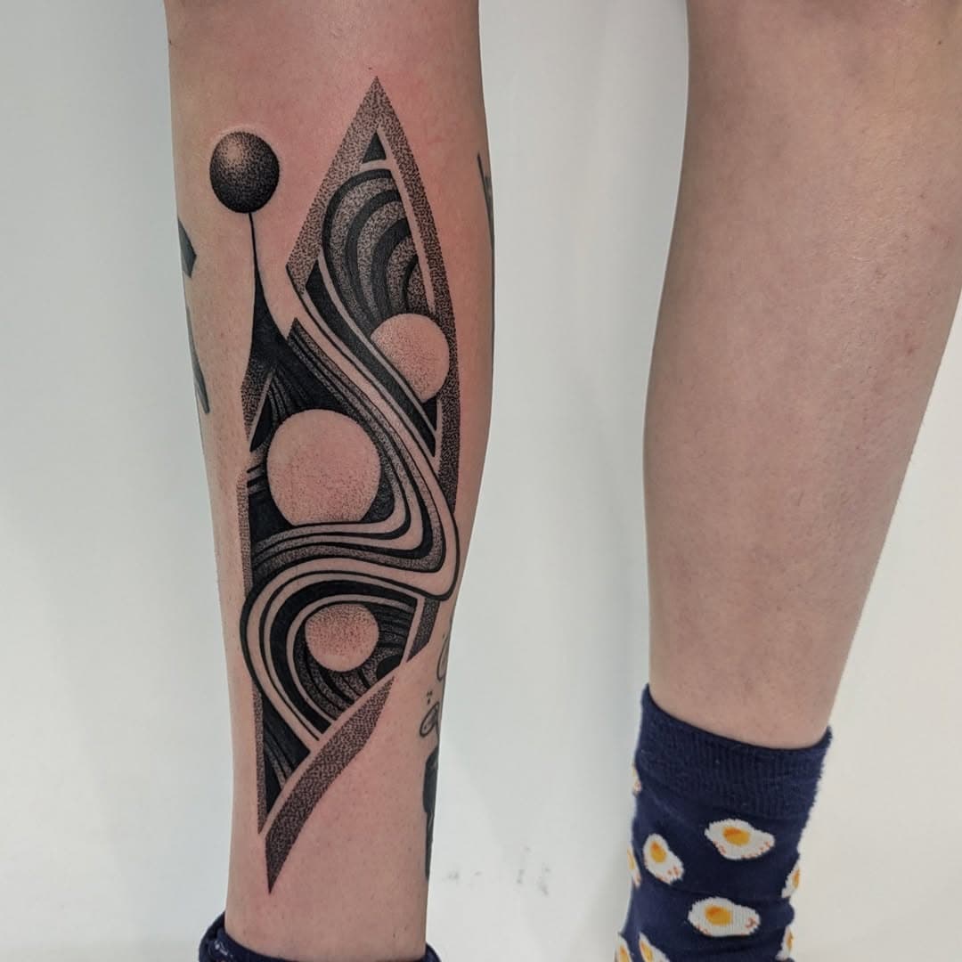 Thanks Alex 
Done @thecirclelondon 
@handinhand_tattoo 
#abstract #abstracttattoo #abstractart #london #londontattoo #hongkong #hongkongtattoo #hongkongtattooartist #hongkongtattooconvention 
#sydney #sydneytattoo #sydneytattooartist