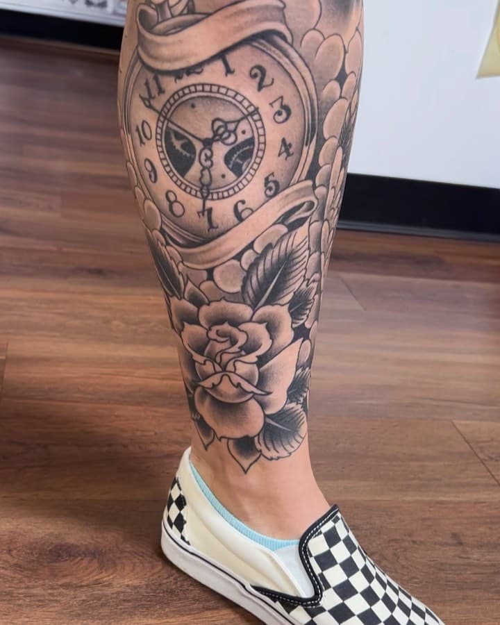 Leg done by @willhatchelltattoo 
Stop by the shop to set up your new year new tat appointment!!