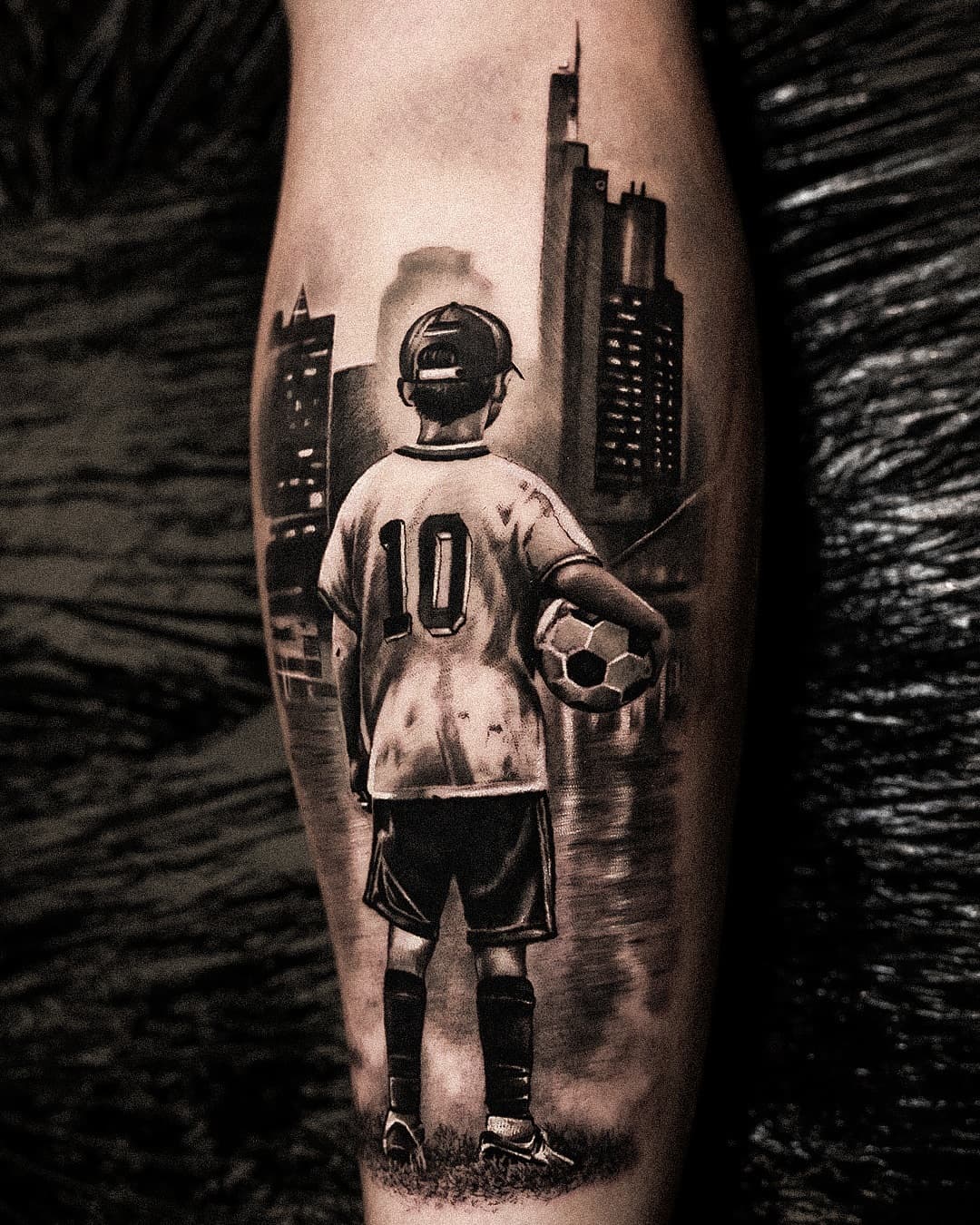 FFM
.
.
#ffm #frankfurt #fussball #fußball #eintrachtfrankfurt #069 #fussballtattoo #frankfurttattoo