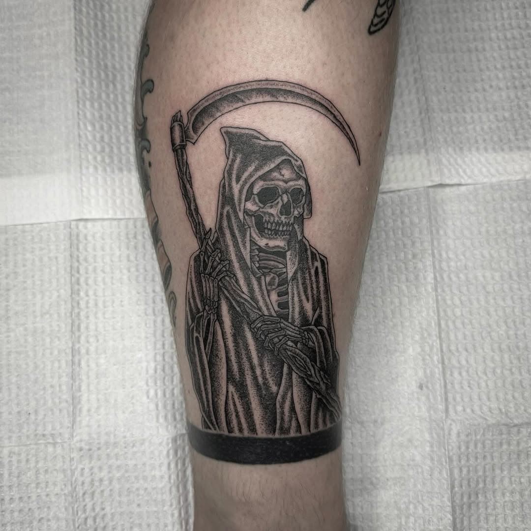 Reaper made by @skirms DM him for appointments
.
.
.
.
.
.
#losangelestattoo #finelinetattoo #blackandgreytattoo #bnginksociety #reapertattoo #skulltattoo #losangeles