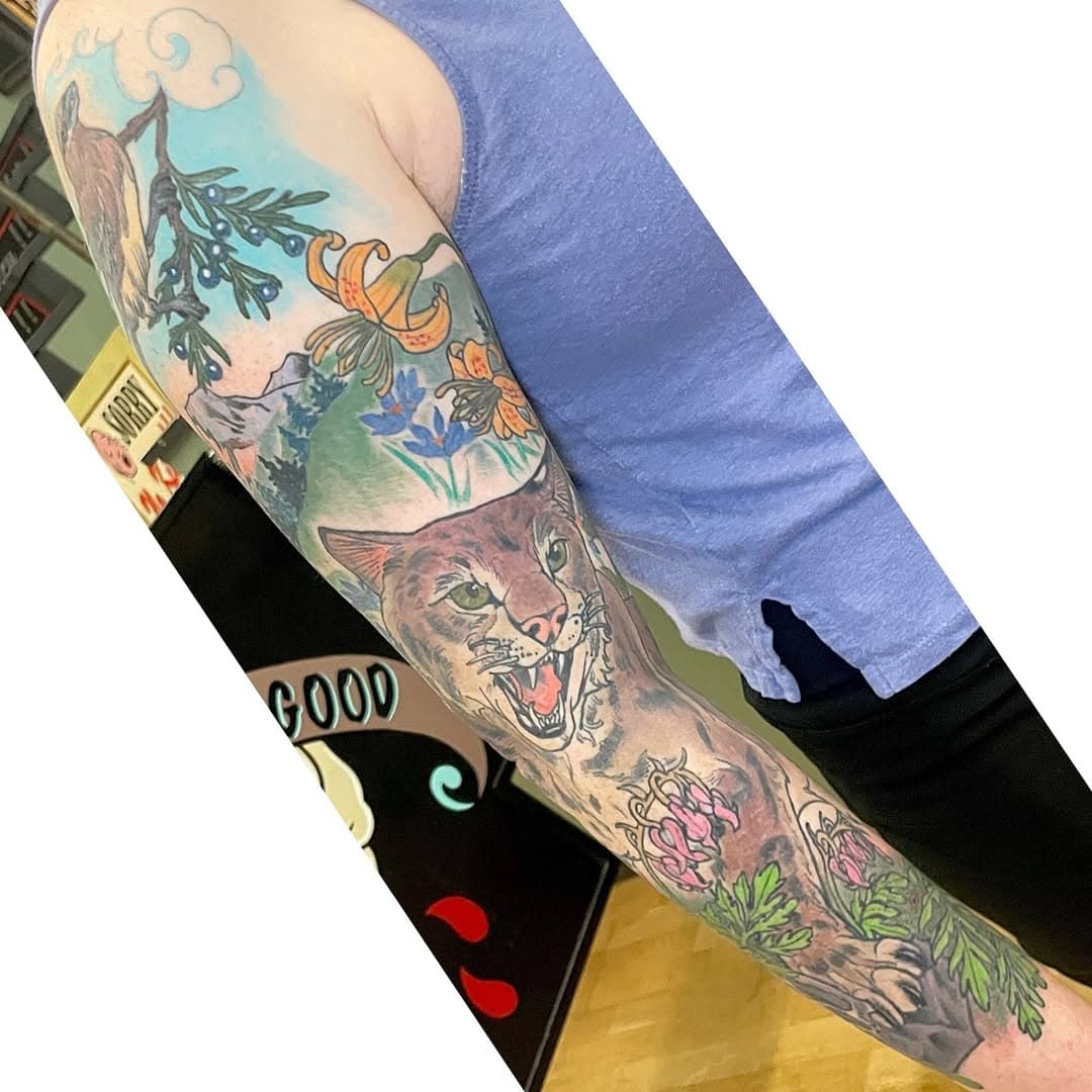Finished up this PNW mountains sleeve yesterday. All healed except a little bit of mist and rocks on the forearm. This is a matching composition with a Puget Sound sleeve we did on the other arm and you can see how well they go together in the last slides. I also included the sketch/color study I did at the beginning of this:) This project and journey was so so fun and I am beyond grateful for the trust that you all place in me. It is an honor to collaborate and hold space with you all!