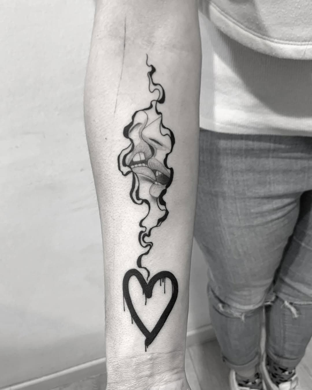 COMPLICITY 

Done with @pepax.official cartridges 

#tattoo #tattoos #tattooist #tattooed #tattooing #tattooart #tattooidea #art #love #lovetattoo #ink #inked #blackwork #blackworktattoo #blackworkers #linework #illustration #italiantattoo #italiantattooartist