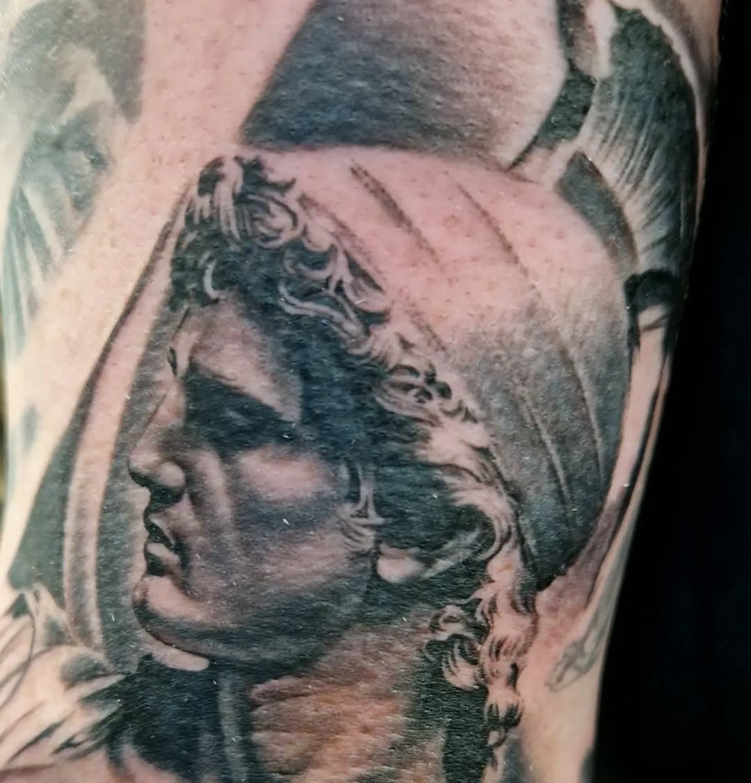 "Close your eyes and let the mind expand."
Hermes portrait from a few days ago.

What is your favourite god?

#hermes #Greekgod #Greek #ancientgreece #godhermes #tattoo #portraittattoo