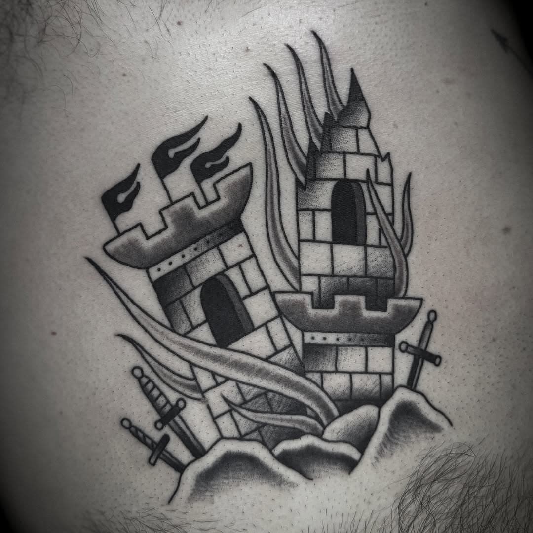 belly battle ruin 

Danke Marco ✨

#traditionaltattoo #blackacidtattoo #colognetattoo #classictattoo #simonschuberttt