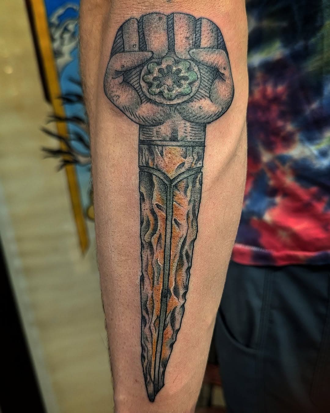 Custom stone Gonzo dagger done on the always cool Shaemus. Message us or call us for your next custom tattoo in 2025. Stay cool! 

#crimsonhilttattoo
#colfaxtattooshop
#coloradotattooshop
#customtattooshopdenver 
#moehhaywoodtattoo