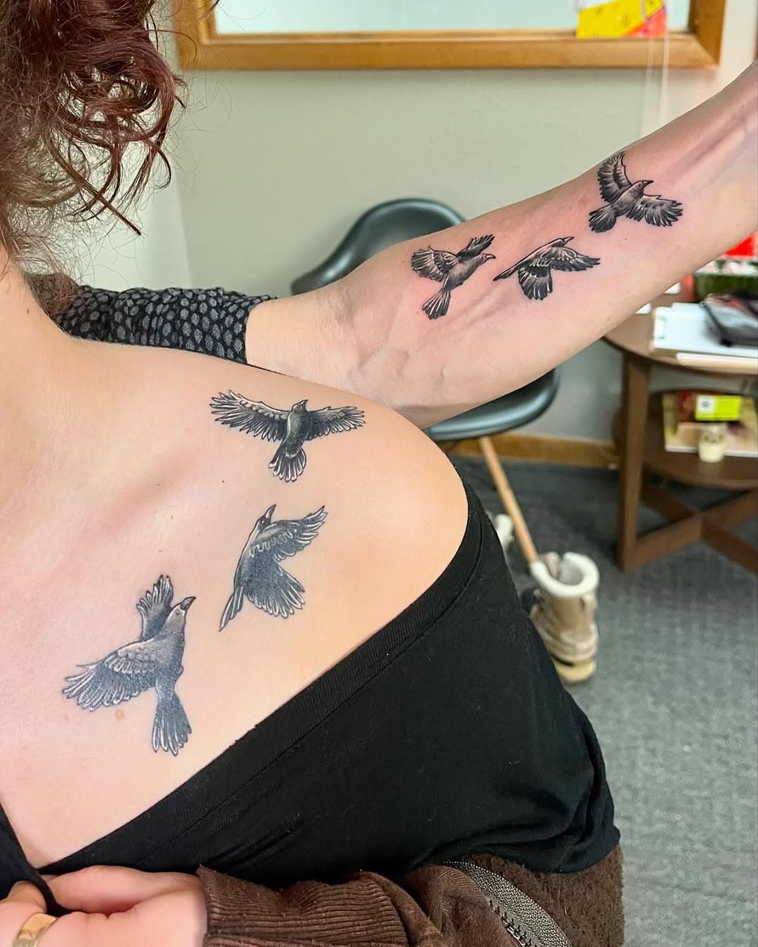 Good times tattooing these lovely ladies and neighbors, with some highly detailed, father, mother, daughter crows. 
#badgertattoo.com#tattoogunnison#tattoocrestedbutte#coloradofinelinetattoo#westernslopetattooartists#crowtattoos#smallcrowtattoos#crowsfineline#badgertattoo