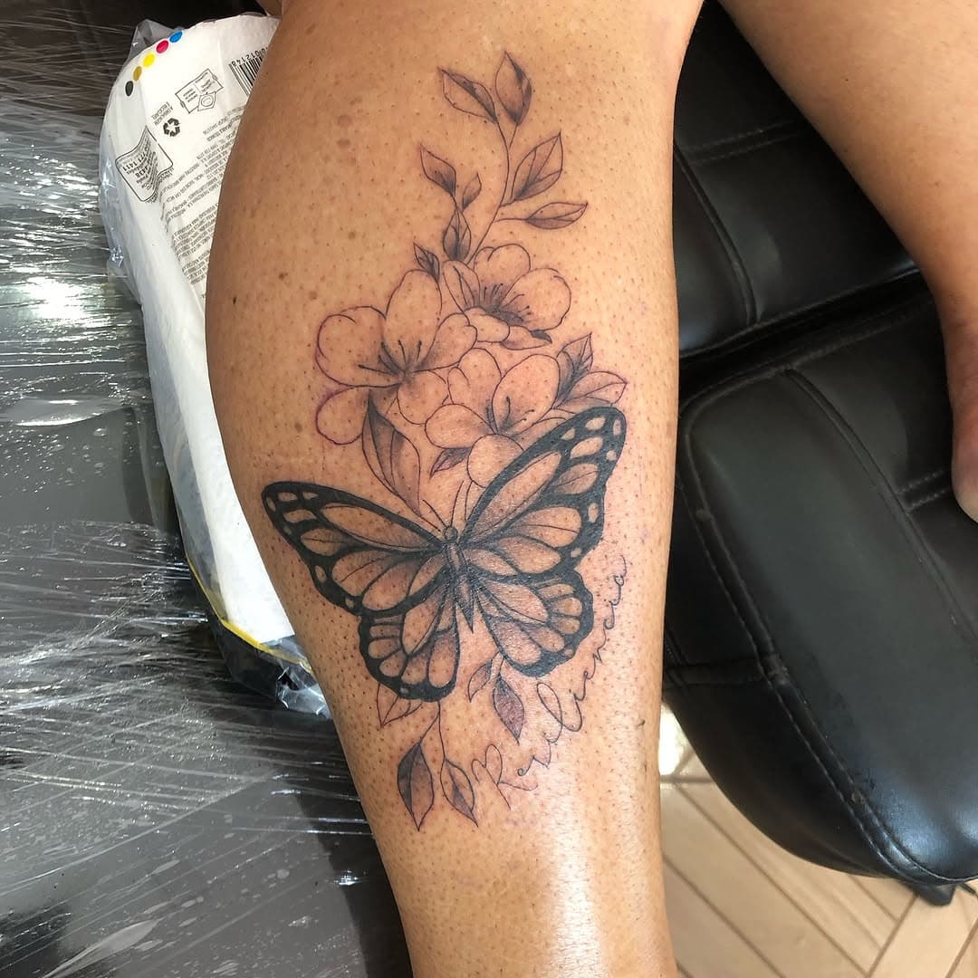 Trabalho realizado pelo artista @bruxo_tatuador 
Agende seu horário: (61) 98152-6064

#aguaslindas #aguaslindasdegoias #aguaslindasshopping #aguaslindasgo #taguatinga #ceilandia #saopaulo #riodejaneiro #inkmaster #tattoolife #tattoobr #tattooink #tatuagembrasil #tattooja #tatuagembrasil #blackandgreytattoo #cristalina  #cristalinagoias #cristalinago