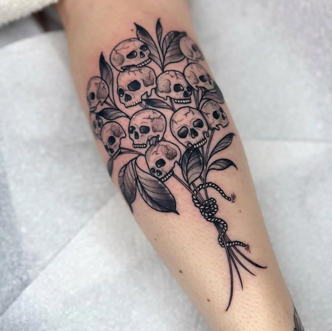 Skull bouquet done today 💀 #blackworktattoo #blackworkers #skulltattoo #uktattooist #essextattooist