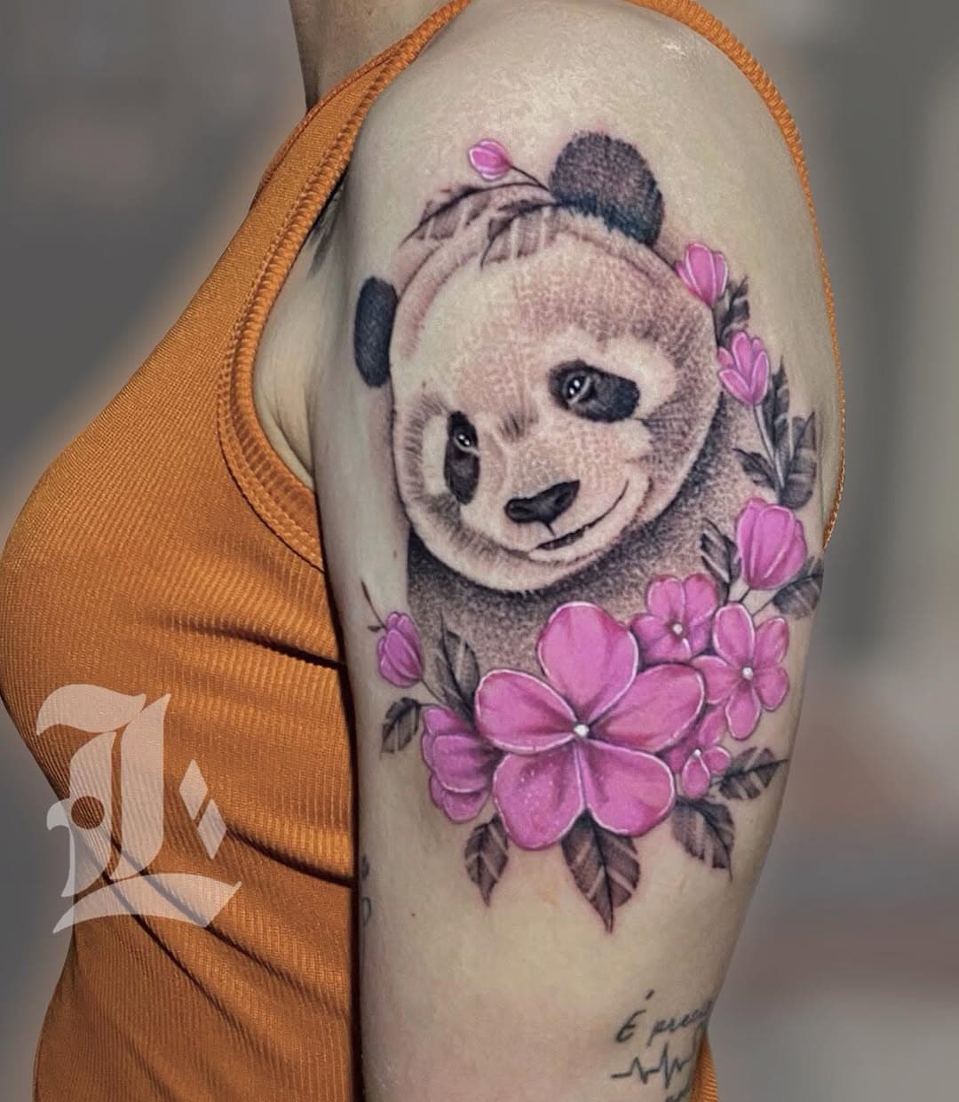 🐼 Panda para a Suellen 😍

Gostou? 😍 vem fazer a sua tatuagem com a gente 🔥❤️

Centro - Hortolândia SP
agende seu horário!
Aceitamos cartões até 10x sem juros 💳👍

#eloyfelipetattoo  #tattoos #tattoodo #pretoecinza #realismo  #tattoosp #lifestyle  #saopaulo #hortolandia  #tattoodesign #cores #tatuagemmasculina #tatuagemfeminina  #011 #tattoo #tatuagem