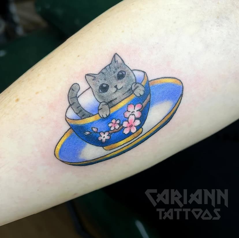 3 similar but not matching bff tattoos. Cats in teacups 🫖

#cat #cattattoo #tea #tattoo #tattoos #carianntattoos #hamdenct #newhaven #meridenct #wallingfordct #ft #cttattoo