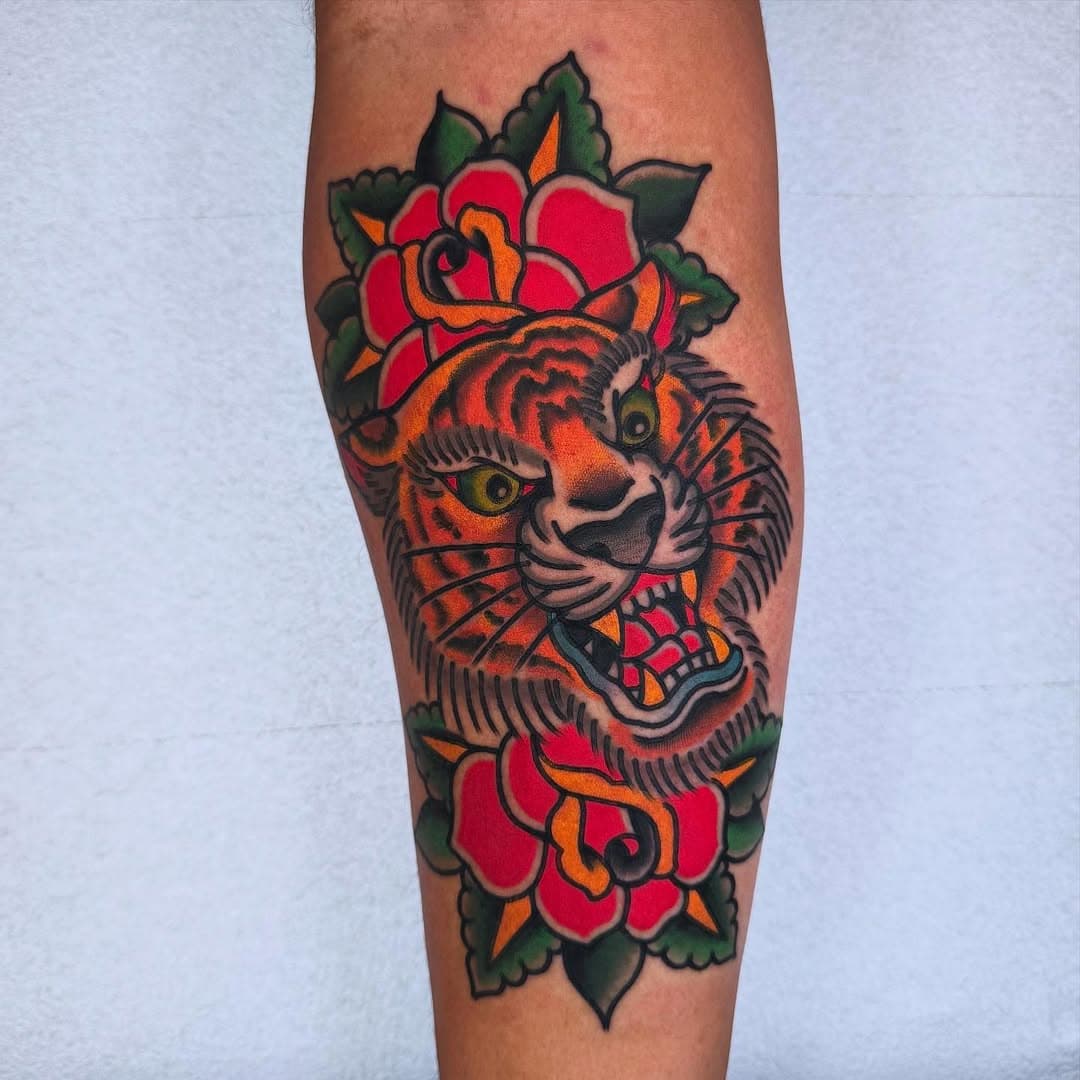 First tat of ‘25, Tiger style, for my buddy Denver.  Thanx for the trust and thanks for picking off my flash!  Done @mountainviewtattooparlor  HMU TO BOOK!  #tigerstyle #tigertattoo #traditionaltiger #traditionaltigertattoo #traditional #traditionaltattoo #traditionaltattoos #tigerhead #rose #roses #rosetattoo #traditionalrose #firsttattoooftheyear #2025 #newyear #colortattoo #boldwillhold #tattoos #fyp #pma #hooliganzartnink