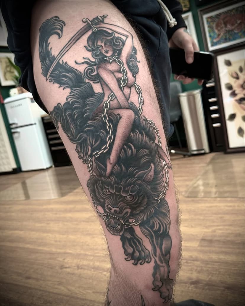 Thanks @eatsbeets ❤️🙏

Done @twintidestattoo as always 
.
.
.
#twintidestattoo #hudsonvalley #hudsonvalleytattoo #wolftattoo #americantraditional #americantraditionaltattoo #illustrativetattoo #neotraditional #neotraditionaltattoo #explorepage