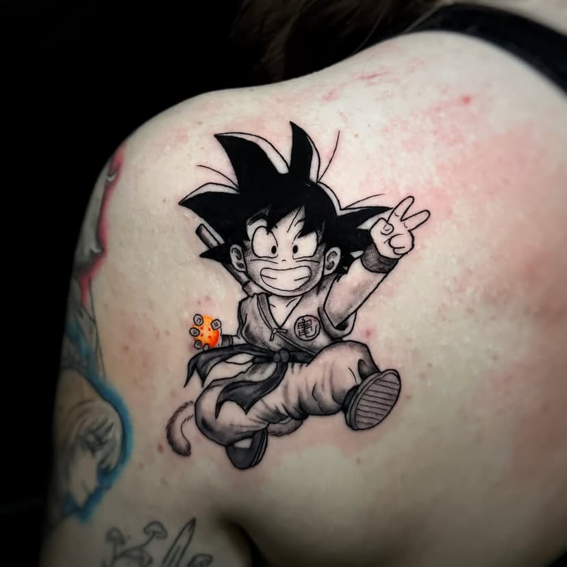 ✨ ¡Que los deseos se hagan realidad este Día de Reyes! ✨ Tatuaje de Goku con la bola de dragón, porque todos merecemos un deseo épico. 🐉💥

Tattoo by@venus.tattooartist 
.
.
.
#fidotattoo #tattoo #tattooart #tattooartist #fuengirola #mijas #Málaga #animetattoo #dragonball #dragonballtattoo