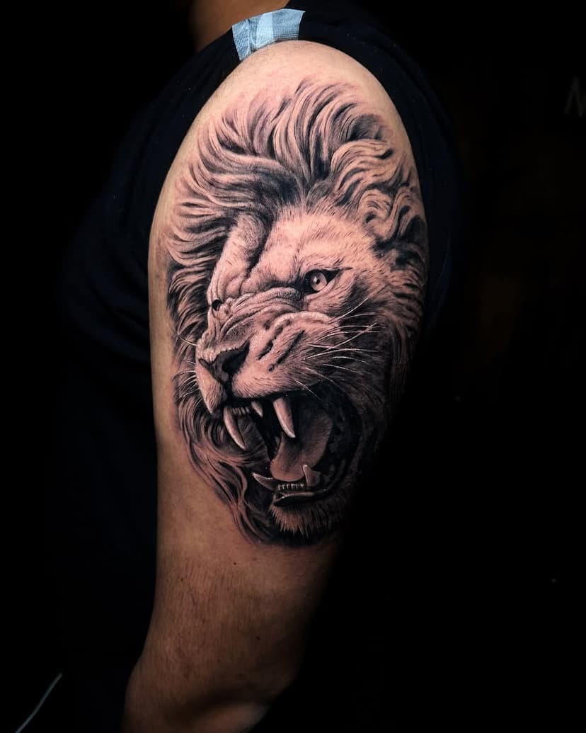 Lion done on Trix for his first tattoo, thanks so much and well done for sitting so well for your first mate 🙏🏼 @rapturetattoo #manchestertattoo #manchestertattooist #bng #bnginksociety #bngtattoo #liontattoo #uktta