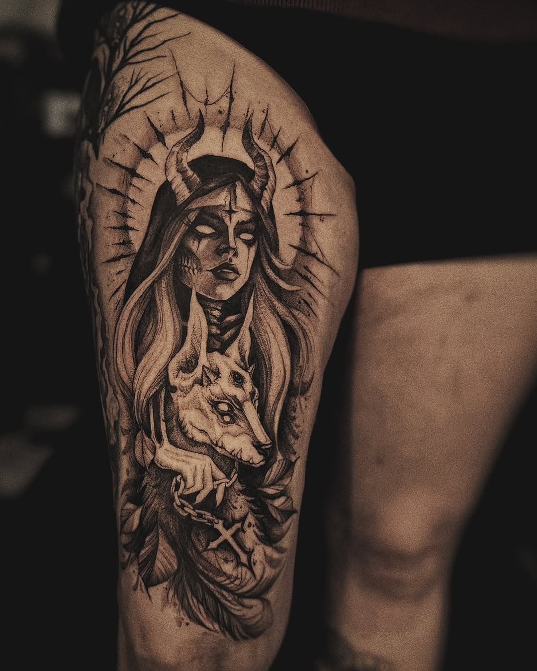 Simplesmente OBRIGADA @criis.rocha 💖

#Tatuagem #tattoo #tatuagemfeminina #darktattoo #autoestima #inked #aesthetic #tattooartist #thebesttattooartists #blacktattooart #blackwork #blackworktattoo #blackworksubmission #onlyblackart #darkartists #artobacurae #blackink #tatuagembrasil #tatuagembr #universe #nature #tattooinspiration #darkaesthetic