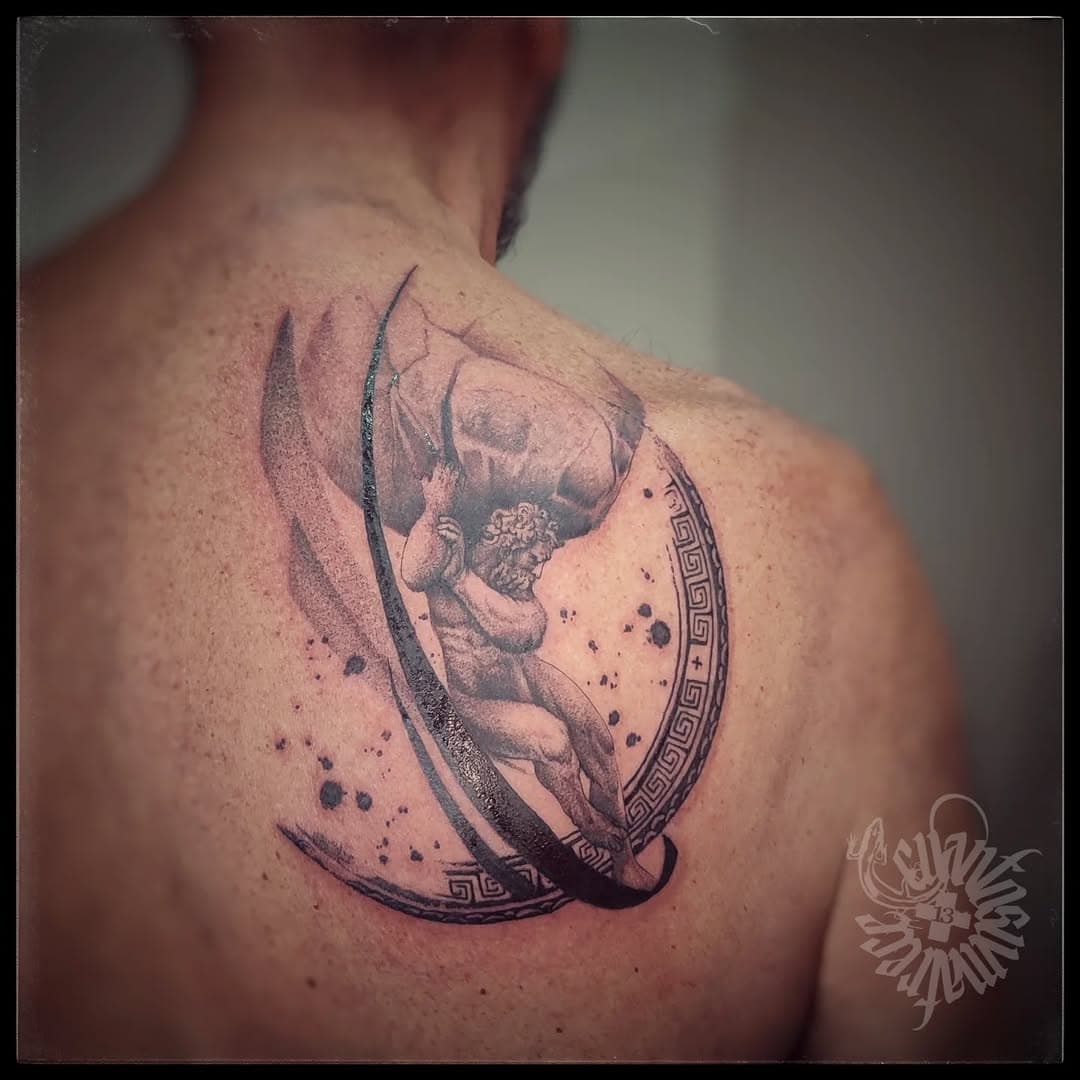 #cuantosumatrece #cuantosumatrece_tattoo #tattoobadajoz  #tatuajesenbadajoz #tatuajebadajoz #tatuajesbadajoz #tattoo #ink #thebesttattooartistworld #inked #addictedtattoo #tattoos #abstracttattoo #tattooworkers #skinart #avantgardetattoo #conceptualtattoo #estudiodetatuaje #balmtattoo