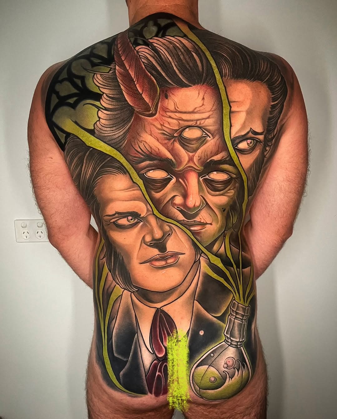 Started off 2025 by finishing up this large Jekyl and Hyde back piece for the legend Shane. This is Shane’s first tattoo so the level of commitment right from the start has been mind blowing! Thanks for the constant support mate 💪🏻 Books are open for 2025 and I’d love to work on more large scale projects like this! 
Made with @_numb_skulled products