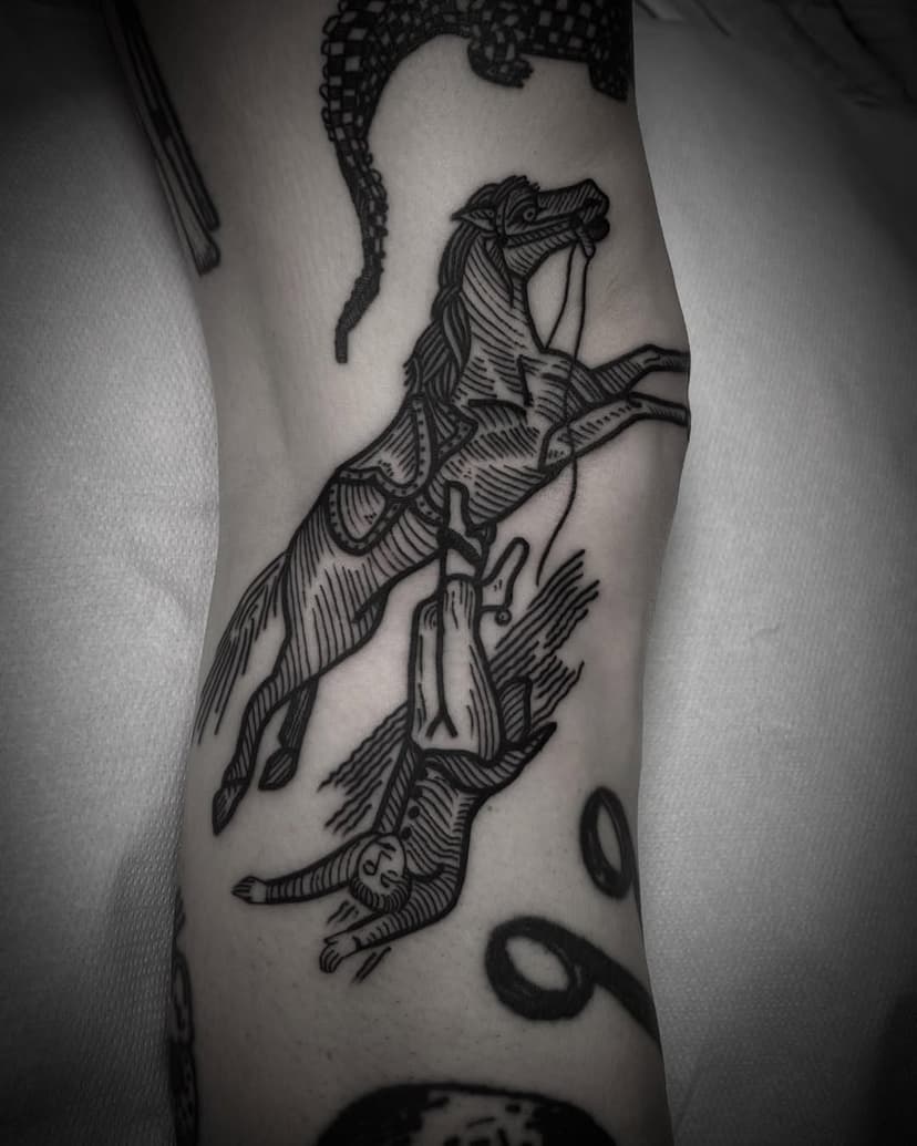 @riversidetattoolondon 
 INFO BOOKINGS DM or EMAIL : traditionalmarks@ hotmail.it
done with magic moon tattoo needles @magicmoon_tattoo_supply #tattoo #blacktattoo #london #londontattoo #magicmoonneedles