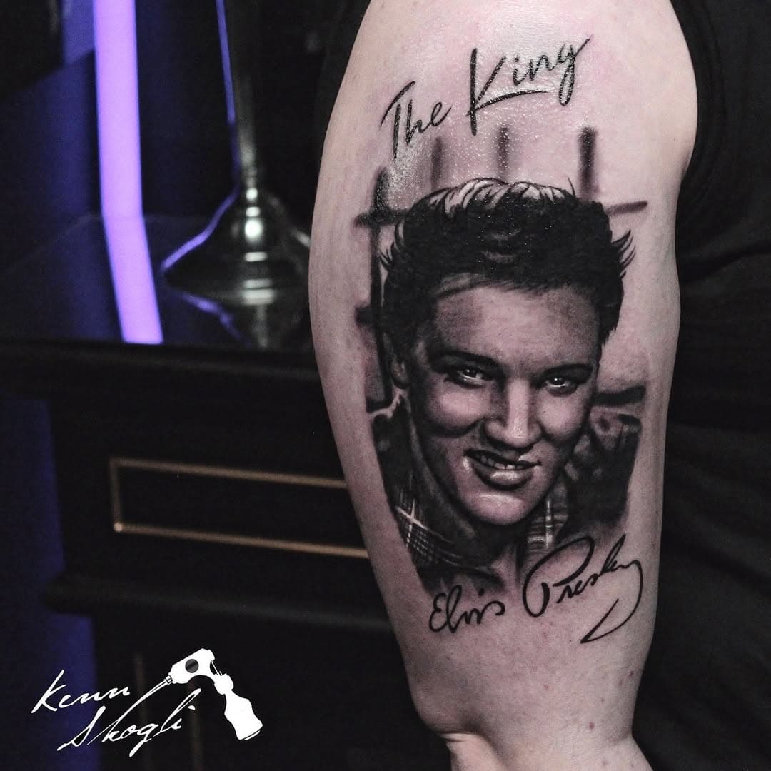 Happy 90. Birthday to the one and only, Elvis Presley 💛🥂🍾👑 
#TheKing 

Booking: Masterpiece.no ✔️

@kennskogli_tattoo 🇳🇴
@masterpiece.tattoo.family 
_________________

#masterpiecetattoofamily #elvis90 #masterpiece #ink #elvis #elvispresley #design #portrait #elvistattoo #graceland  #birthday #iloveelvis  #blackandGrey #happybirthday #oslove #photo  #kennskoglitattoo #tattoo #tattooartist #kennskogli #Trysil #Oslo #norway #norge #tatovering  #tatuering