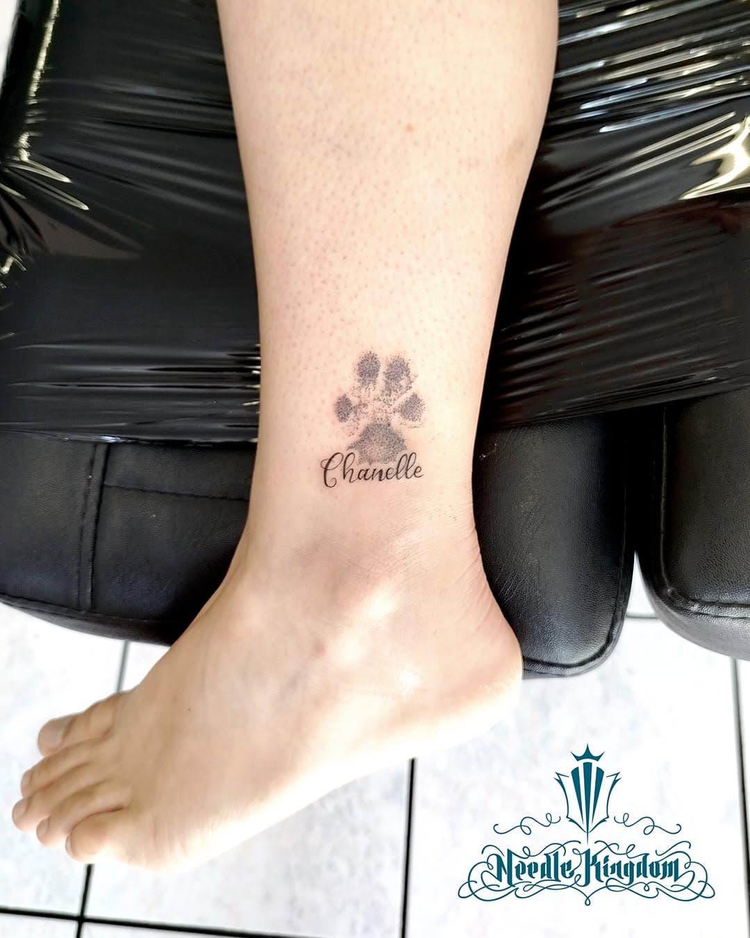 Tattoo Empreinte de chien sur la cheville 

ℹContacte facile avec facebook et instagram ℹ

#tatouage #tattoo #tatoueur #tattoist #tattooed
#tattooartist #tattoos #tattooer  #tattoolife 
#tattoodo #tatuajes 
#inkaddict #inkstagram 
#inkedgirls #womantattoo #inkedgirl #girlwithtattoos #tattoogirl #tattoogirls
#sexytattoo #sexy #tattoolover  #sexytattoos #girlswithtattoos #tattooing #sexytattoogirls