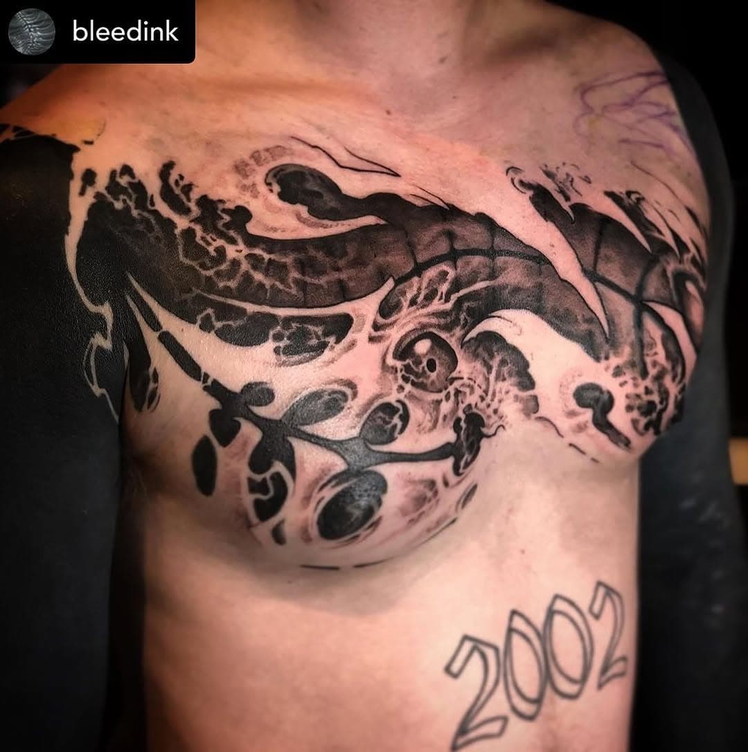 Posted @withregram • @bleedink This one’s in the works for  @jacobschaeferr 🙏🏼 

#tattoo #biotattoo #biomech #biomechanicaltattoo #bio #blackouttattoo #ink #aztattoo #aztattooartist #blackcastleartco #platinumrosetattooaftercare