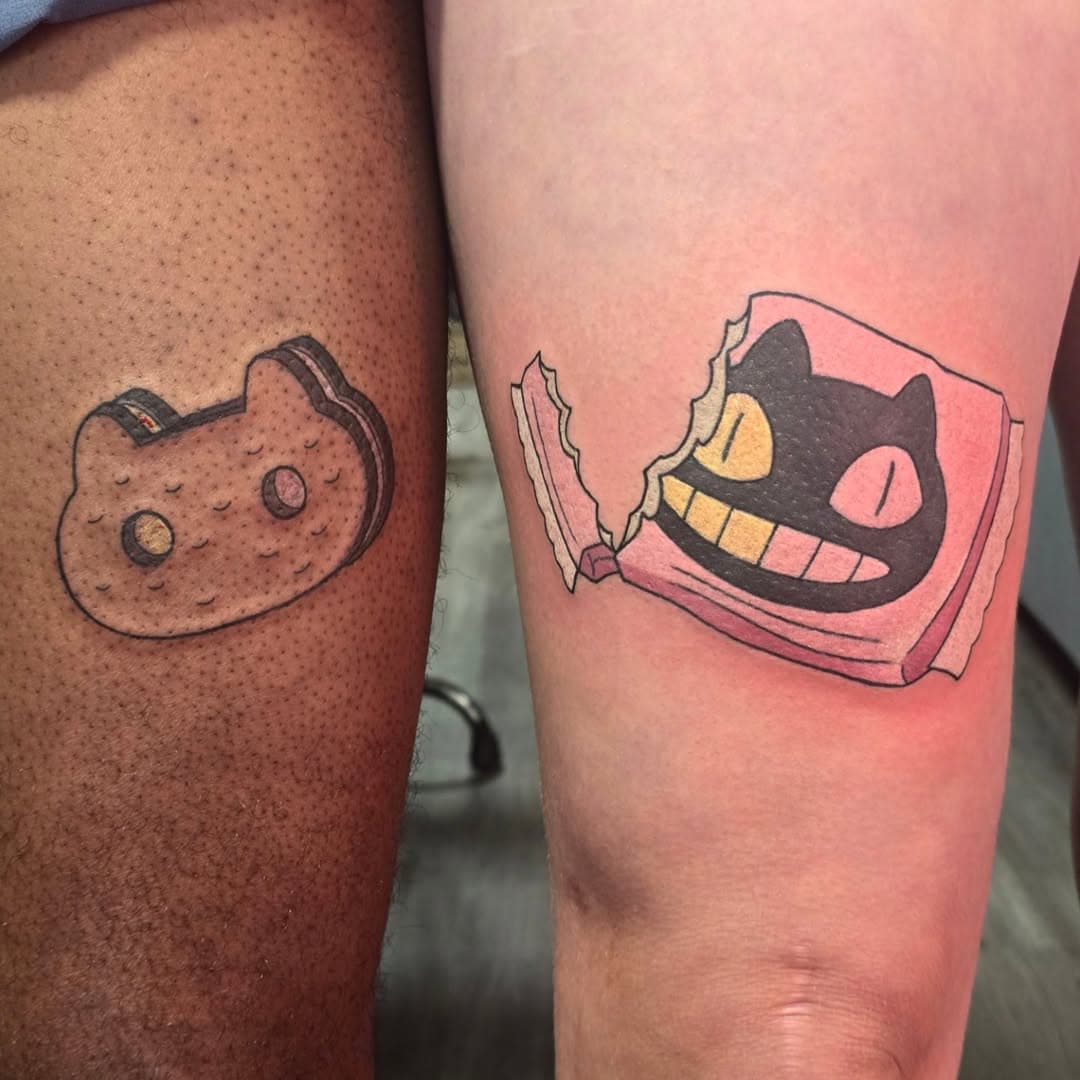 Matching Steven Universe cookie cat tattoos
.
.
.
#stevenuniverse #tattoo #colortattoo #cookiecat #icecream #florida #stpetersburg