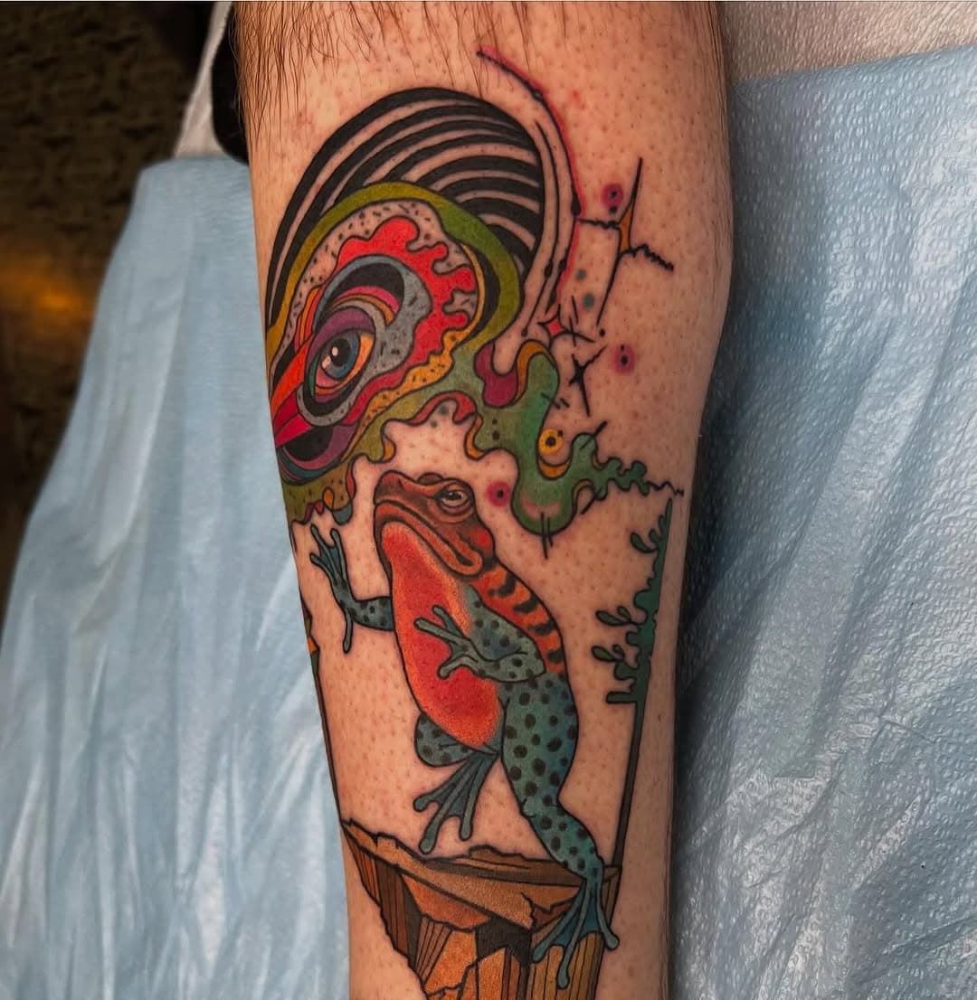 Amazing frog portal done yesterday by @christyalexanderpts