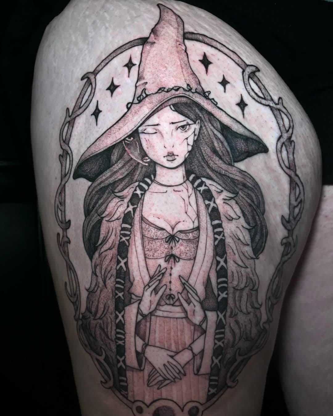 Ranni the witch from Elden ring <3 can’t believe I got to do my fav doll, I had so much fun doing this piece ! Message me for some more fun video game tattoos!

#tattoo #tattooart #tattooartist #eldenring #eldenringtattoo #rannithewitch #rannithewitchtattoo #videogametattoo #ranni #videogame