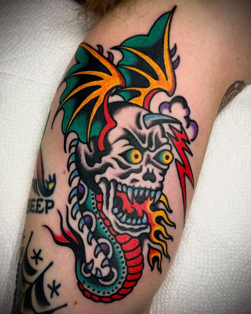 Get tattooed @pearlharborgiftshop ♣️♣️♣️
7 days a week. 11-7 WALK INS EVERY DAY
☎️416-595-7184☎️