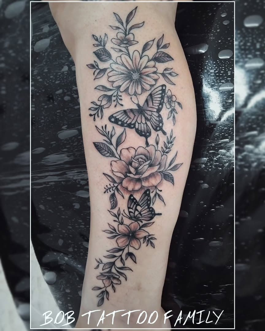 Tattoo by BOB 
BOB TATTOO FAMILY 
Orçamentos e Agendamentos 
Whats:947705804

#bobtattoofamily ##ideiastattoo ##tattoosombreada ##tatuagemfeminina #tatuagemfeminina #lindatattoo #tattoofeminina #tattoofemininadelicada #girlstattoo #santoandre