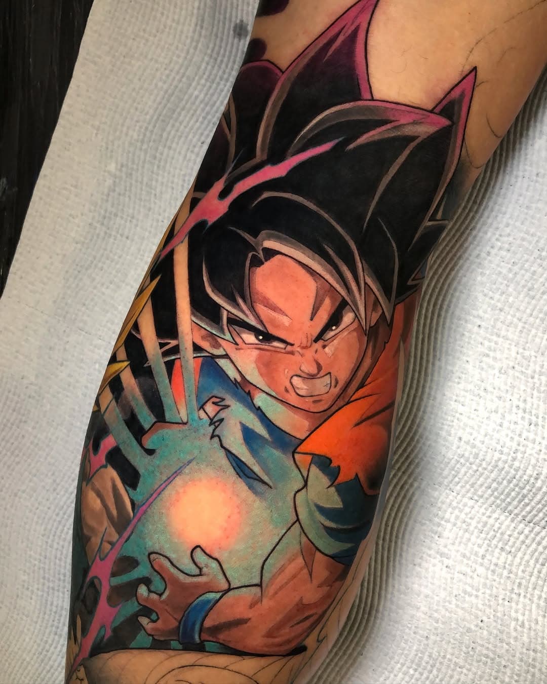 Always so much fun to do some DBZ ! This one was for the legend Renato ! 
Bookings open at @theblackmarktattoo 
Made with @eztattooing @stencil.jam @killerinktattoo 
#melbourne #melbournetattoo #dbztattoo #dbz #goku #legsleeve