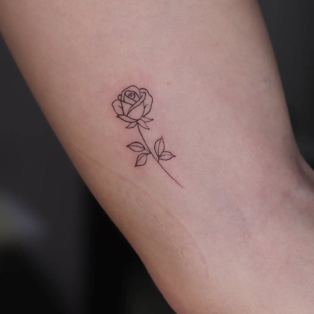 Dettagli eleganti. 

Fine line perfection.

Lo studio riceve su appuntamento.
Per info e prenotazioni DM o whatsapp 

www.alessandrogogioso.it

#floraltattoo #finelinetattoo #tatuaggio #tatuaggiogenova #alessandrogogioso #tattoostudiogenova