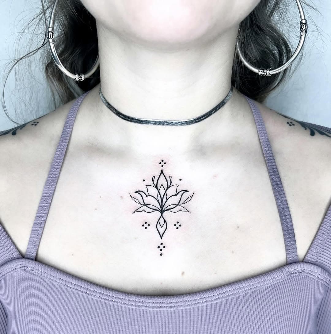 Thank you lovely @zloti.b - we already had so many beautiful tattoo projects together and this one was again so much fun!
Bookings are open for March ’25 - just drop me a message!
Done at my beloved @ritual.ink.studio 

#chesttattoo #tinytattoo #floraltattoo #lotustattoo #berlintattooartist