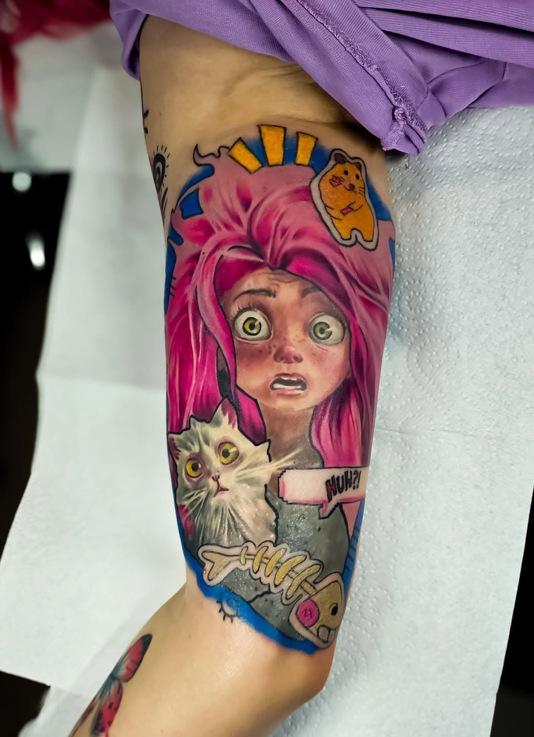 🎨 Bold, colourful, and packed with comic-book energy!

Here’s the latest masterpiece from our Manchester studio. We love the mix of dynamic shading, playful characters, and vibrant colours. Want something equally unique? Let’s bring your vision to life!

💌 Message us to book your consultation today.

#ManchesterInk #ClaudiaInk