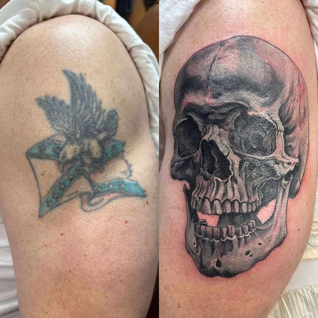 Coverup by Craig @craighelmich #pittsburgh tattoo shop #pittsburghtattooer#coverup#coveruptattoo