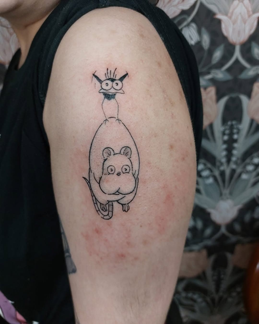 ✨Des petites créatures venant du Voyage de Chihiro se sont posées sur l’épaule de notre cliente grâce à @mira_ashel_ttt ! ✨💫 ✨

#chihirotattoo #ghilbitattoo #cutetattoo #tatoueuse #bordeauxtattoo #bordeauxtatouage