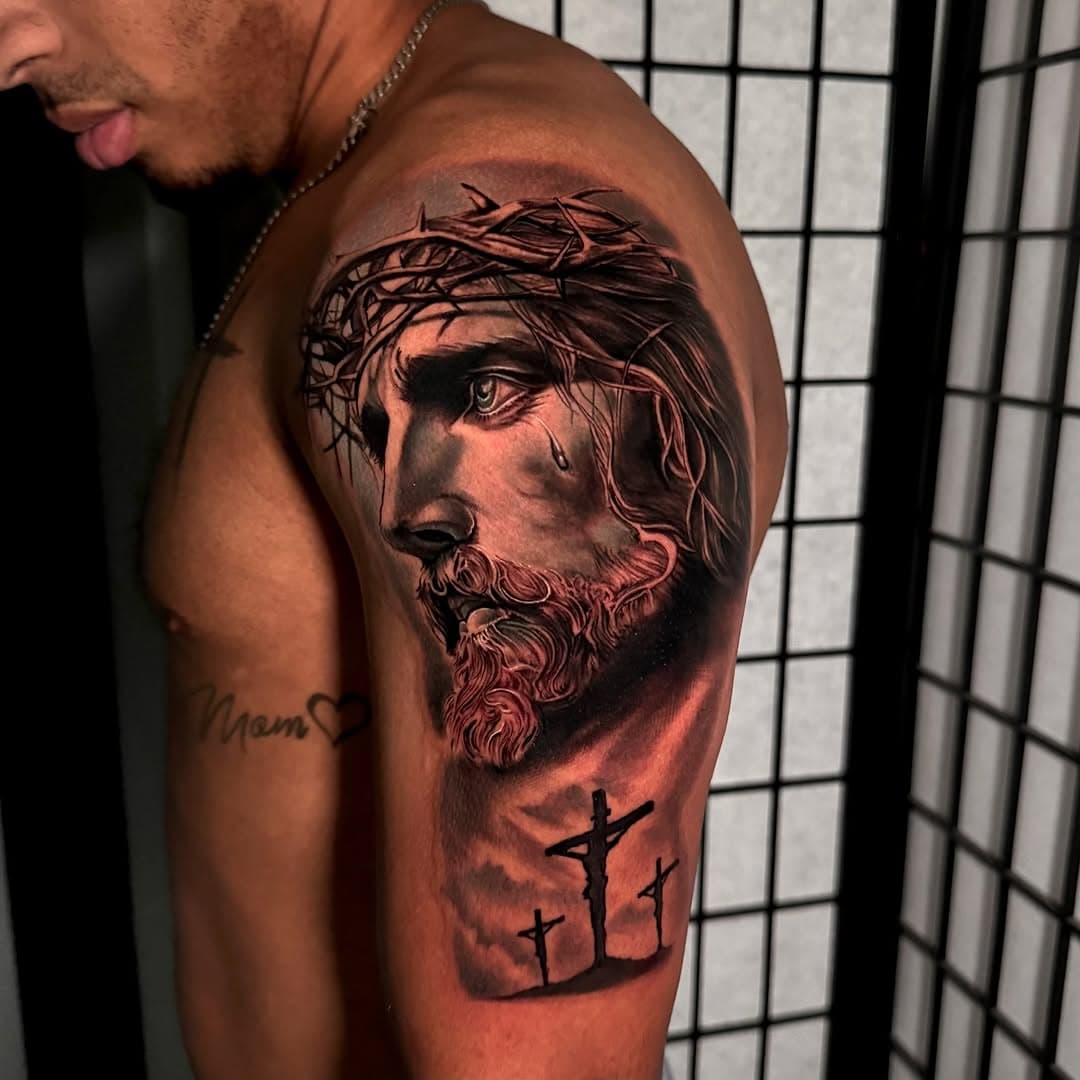 I felt blessed to be able to do this tattoo for this awesome gentleman! Would love to do more religious tattoos, like this Jesus Tattoo! I hope everyone is having a great start to the new year! My books are now open from February to April
Send me an email at cfxink@gmail.com or send a direct message via the cattattoo.com website.
#jesus #jesustattoo