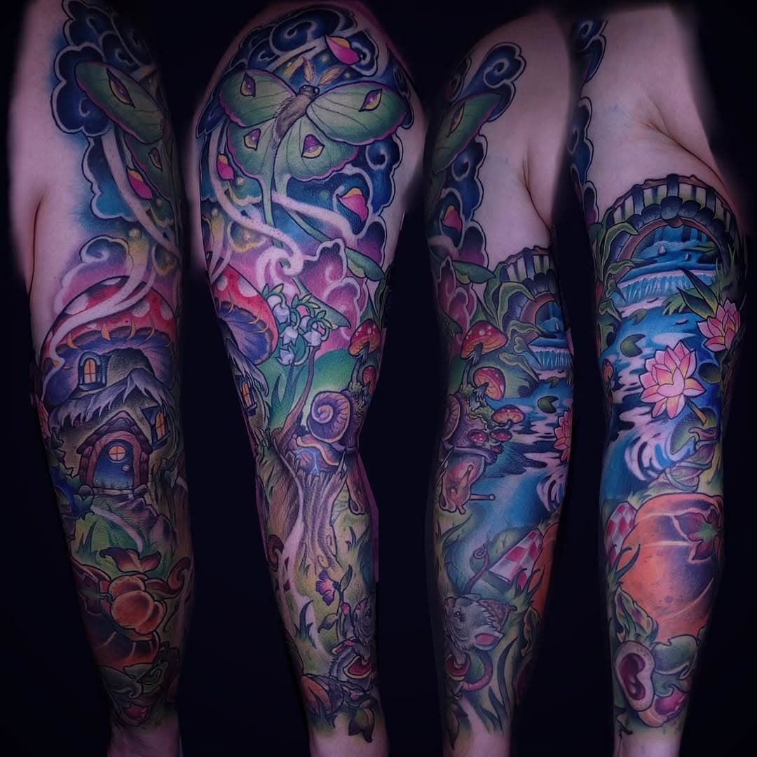 A HUGE THANK YOU to @aprildanna for asking me to do this arm sleeve for you. Your dedication and commitment to this project is so greatly appreciated!!! You're so incredible to work with and I'm so happy I could do this for you. YOURE AMAZING WE LOVE YOU💗🙏💗💗💗
YOURE ONE TOUGH COOKIE!🙌🙌💕💕

#tattoo #tattoos @soothsayer.llc